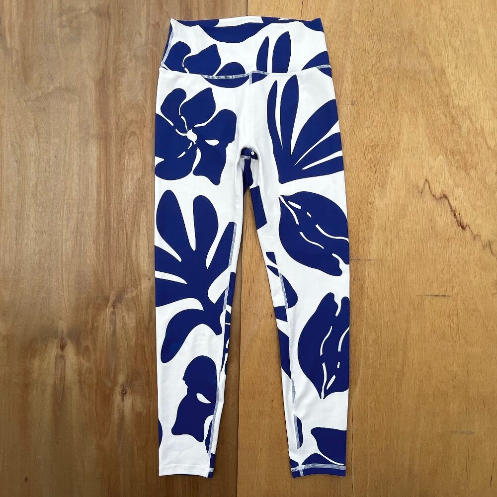 Tropical Blue and White Floral Leggings